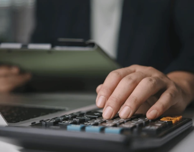 当越来越多人同时使用同花顺，一个软件的影响早就不只是工具层面